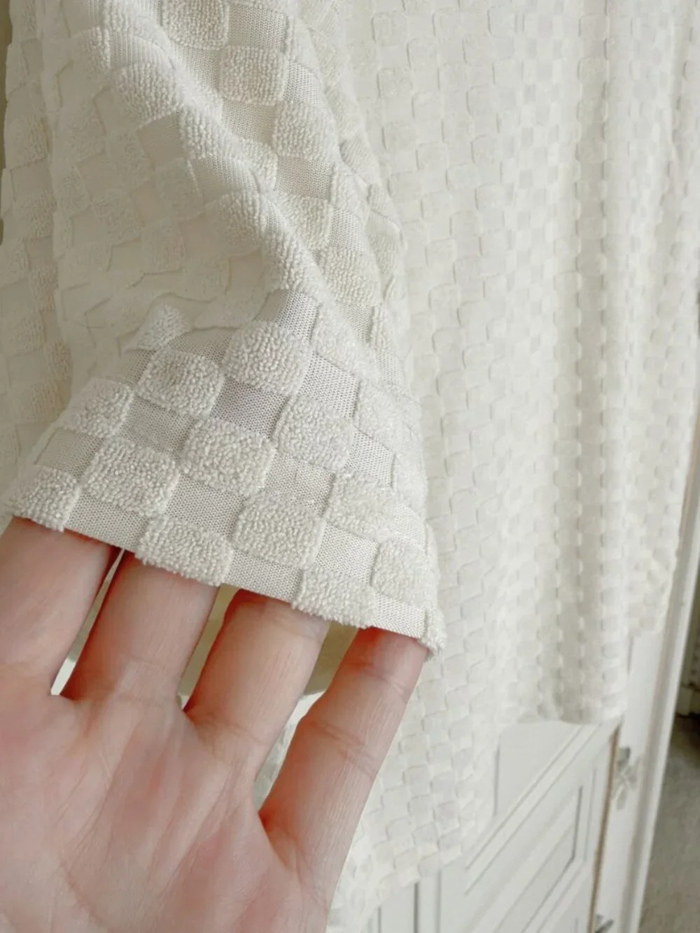 CIDER Cream Textured Check Collared Button Up Top Small